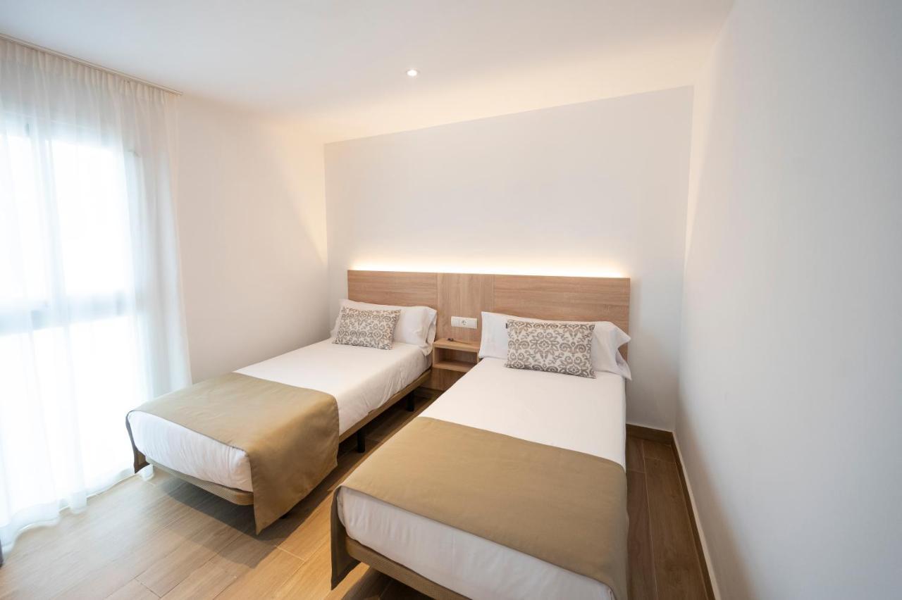 Apartamentos Blanco Sol Cala Vadella  Esterno foto