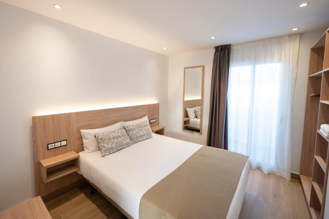 Apartamentos Blanco Sol Cala Vadella  Esterno foto