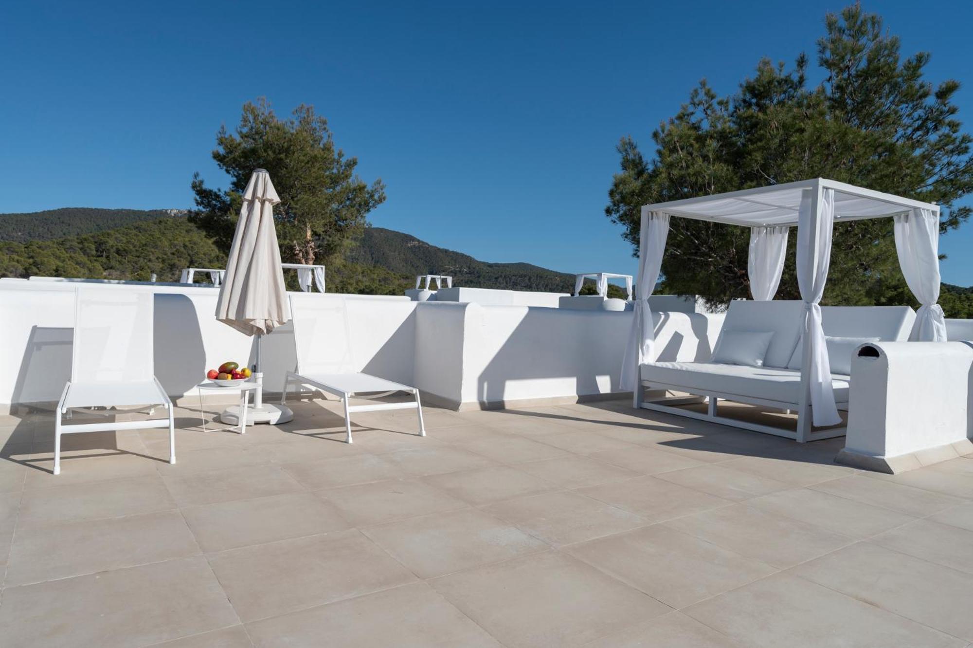 Apartamentos Blanco Sol Cala Vadella  Esterno foto