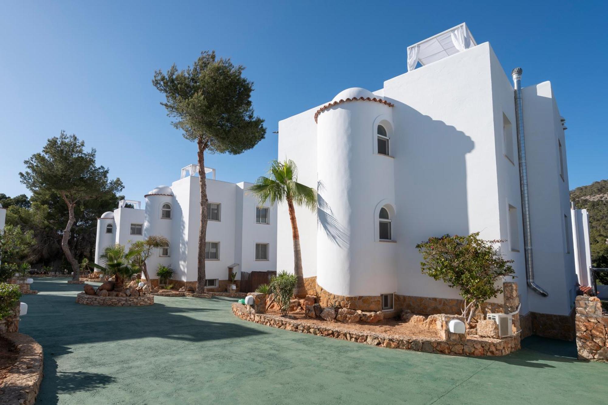 Apartamentos Blanco Sol Cala Vadella  Esterno foto